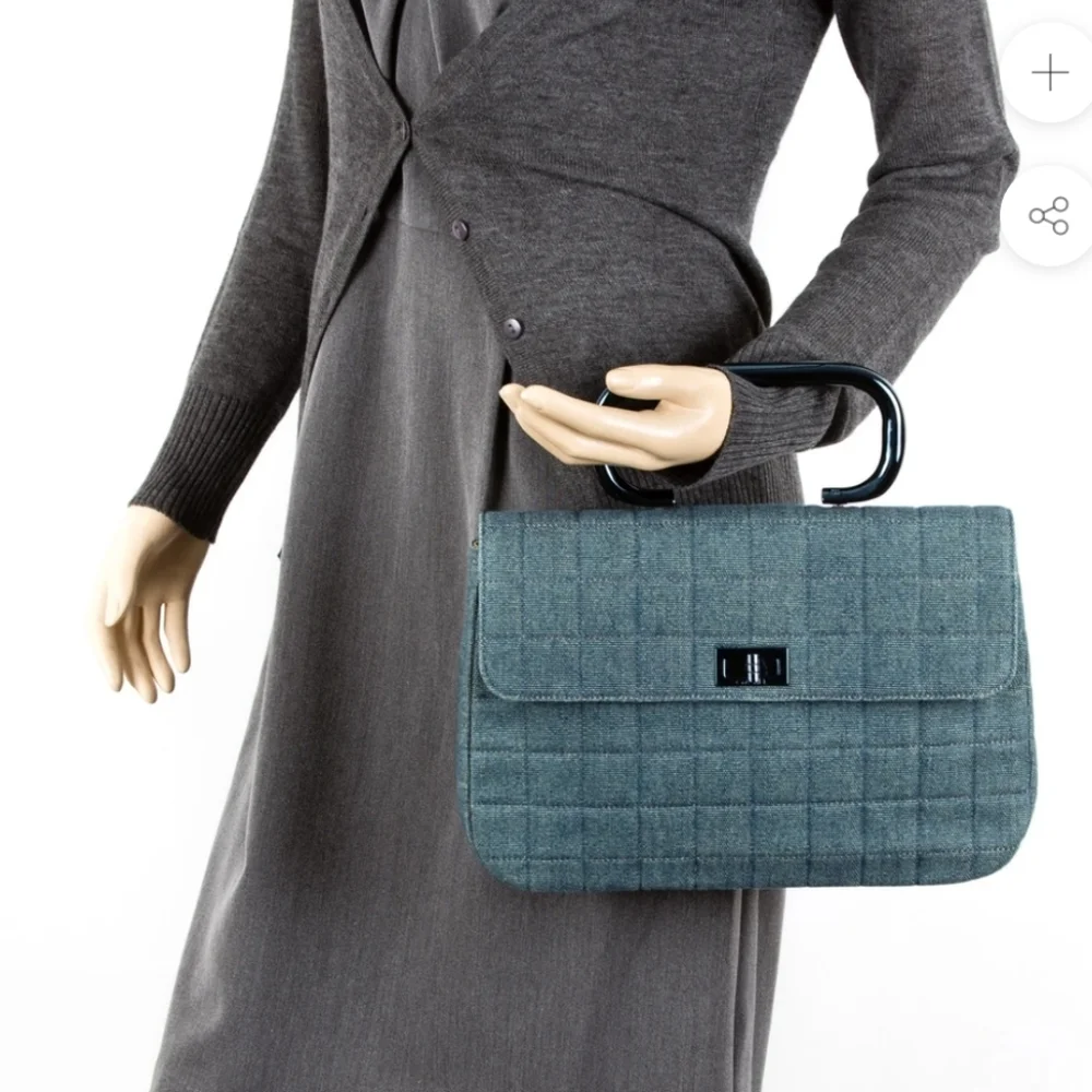 CHANEL Blue Denim Flap Handbag - Picture 10 of 10